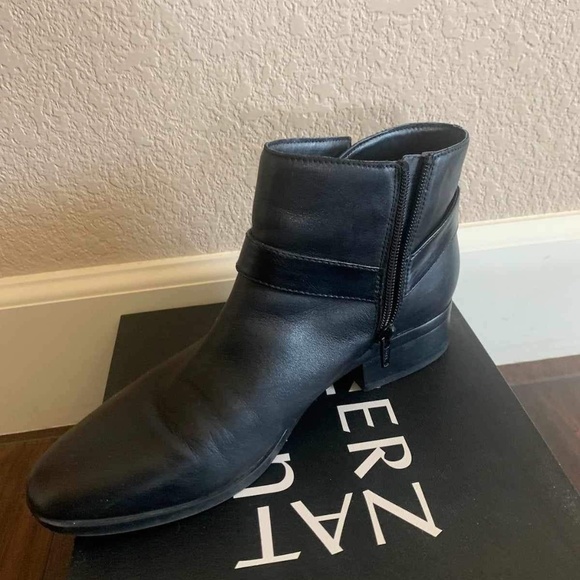 8.5 M Ronan Naturalizer Black Booties- Barely worn - Picture 2 of 5